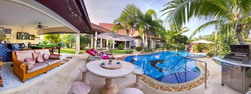 Relaxing Palm Pool Villa And Tropical Garden Bang Lamung Bagian luar foto